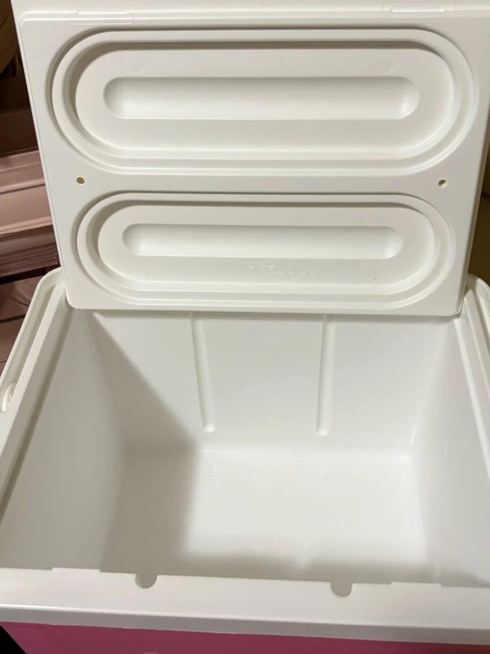 Igloo Pink Cooler - Compact Portable Cooler with White Handle